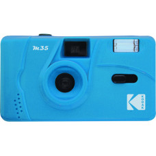 Kodak M35 filmu kamera ar zibspuldzi gaiši zilā krāsā
